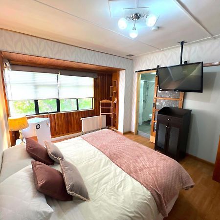 プンタアレナスIncredible Downtown Duplex With Interior Backyardアパートメント エクステリア 写真
