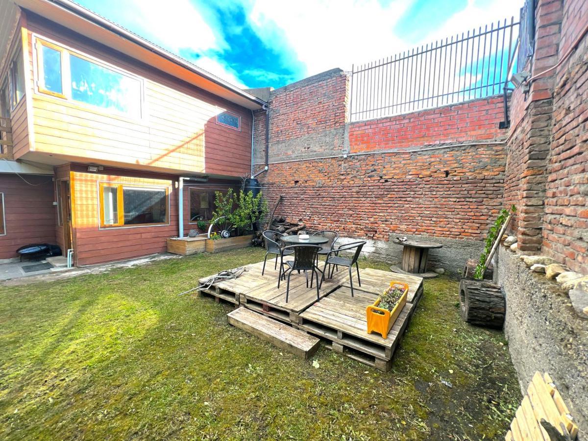 プンタアレナスIncredible Downtown Duplex With Interior Backyardアパートメント エクステリア 写真