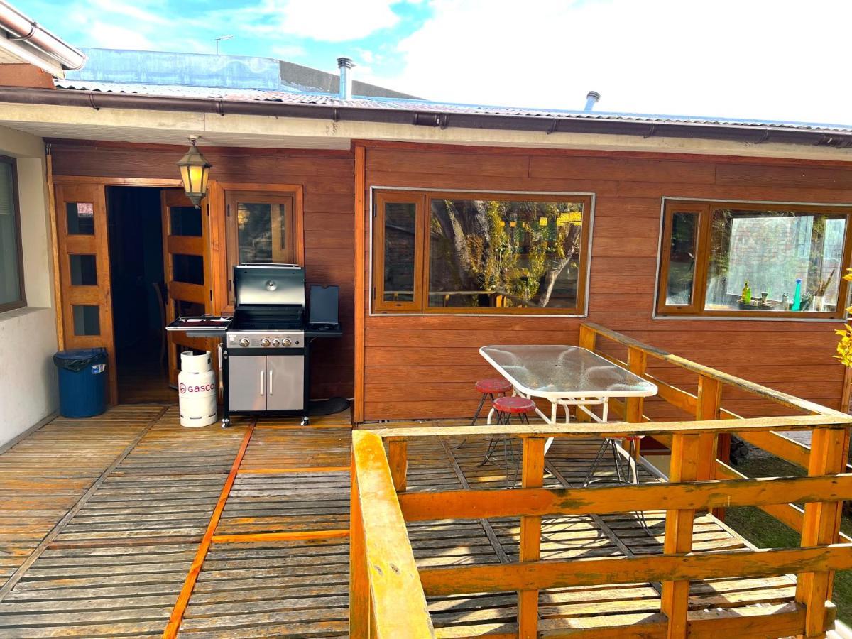 プンタアレナスIncredible Downtown Duplex With Interior Backyardアパートメント エクステリア 写真