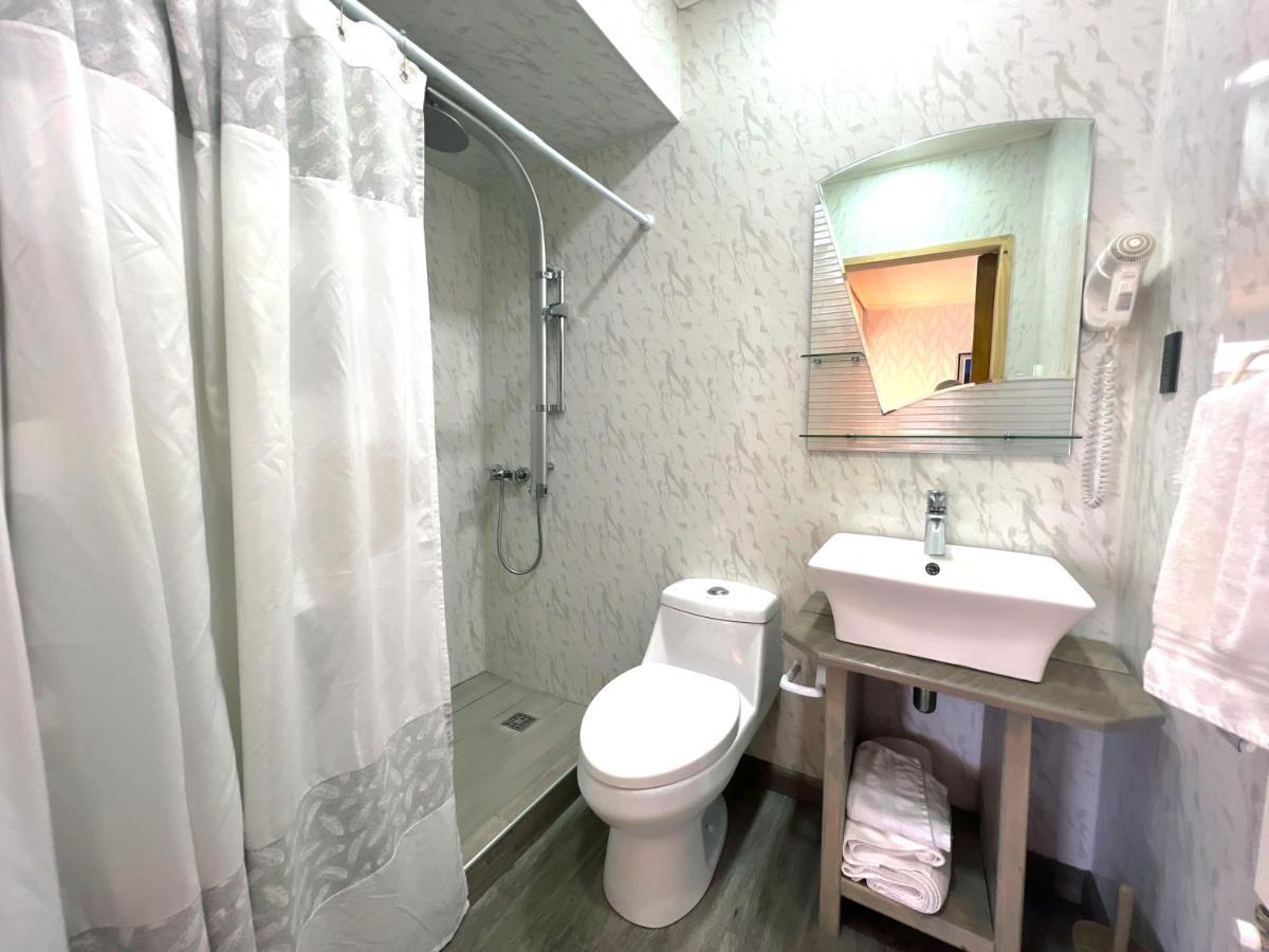 プンタアレナスIncredible Downtown Duplex With Interior Backyardアパートメント エクステリア 写真
