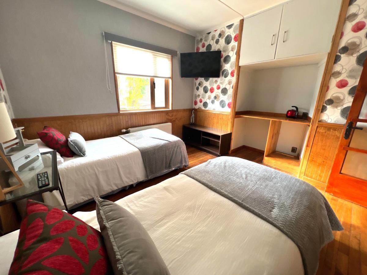 プンタアレナスIncredible Downtown Duplex With Interior Backyardアパートメント エクステリア 写真