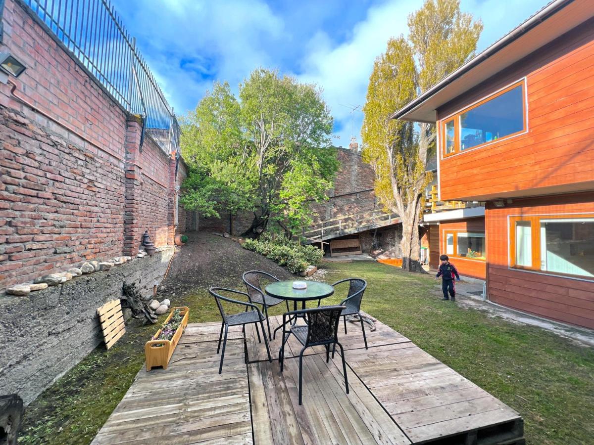 プンタアレナスIncredible Downtown Duplex With Interior Backyardアパートメント エクステリア 写真
